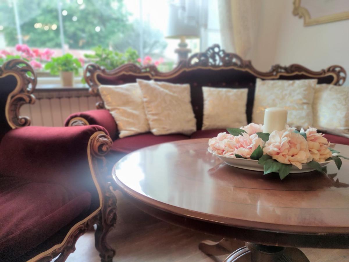Hotel Dejmalik Litoměřice エクステリア 写真