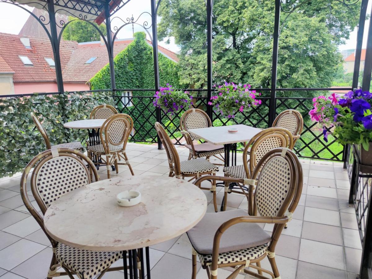 Hotel Dejmalik Litoměřice エクステリア 写真