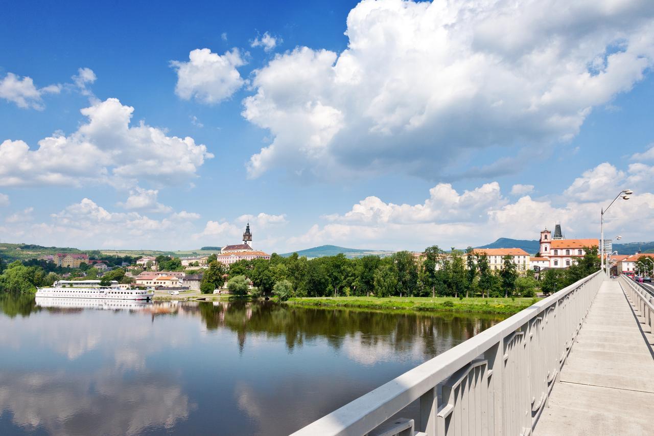Hotel Dejmalik Litoměřice エクステリア 写真